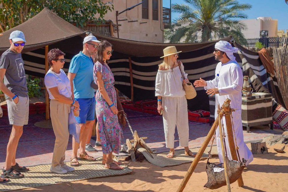 Driver Guided Tour Dubai